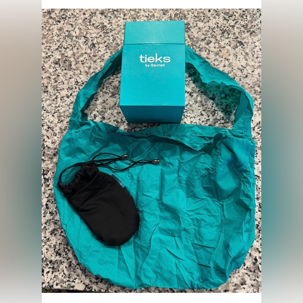 Tieks Teal and Black Accessories Set